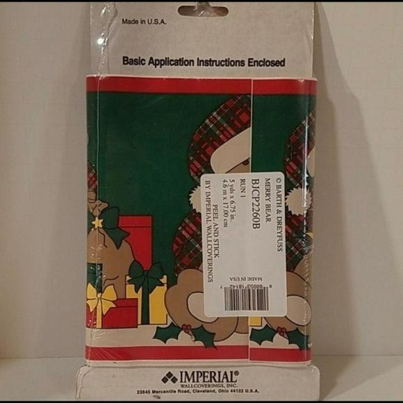 Vintage Holiday Time Peel & Stick Removable Decorative Border Merry Bear - Picture 2 of 2